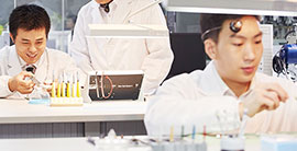 石家庄劳力士维修售后技师操作